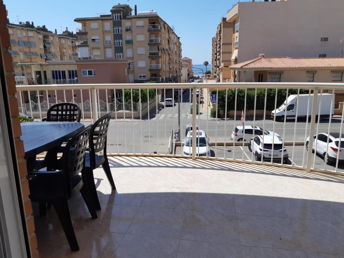 阿桂拉斯Amplio Piso Con Vistas A La Playa De Poniente公寓 外观 照片