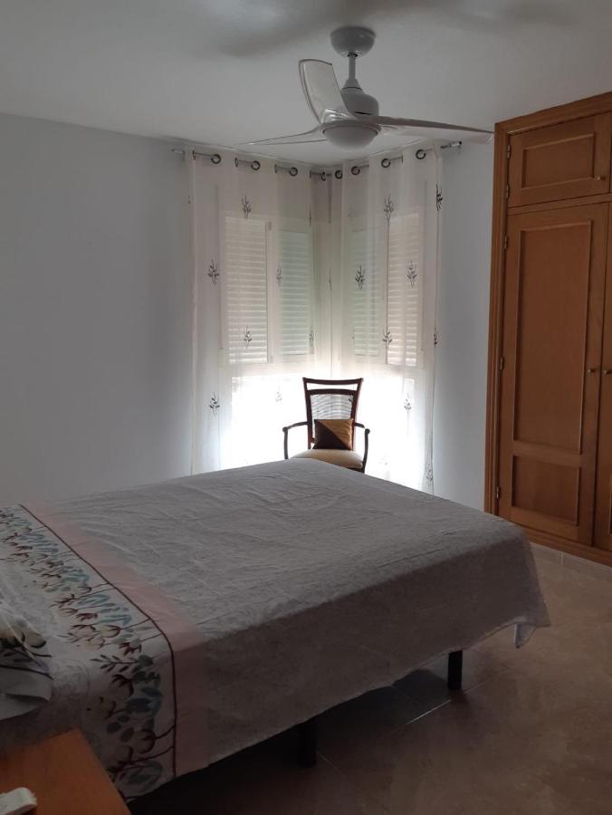 阿桂拉斯Amplio Piso Con Vistas A La Playa De Poniente公寓 外观 照片