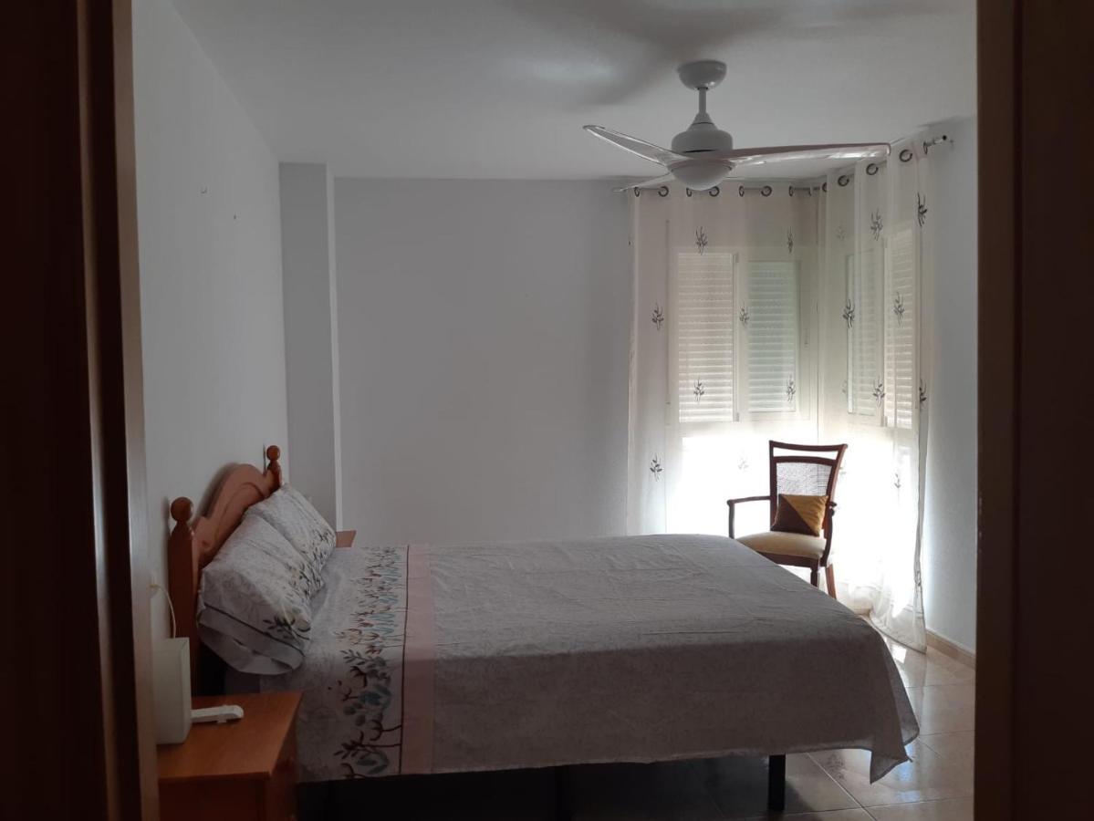 阿桂拉斯Amplio Piso Con Vistas A La Playa De Poniente公寓 外观 照片